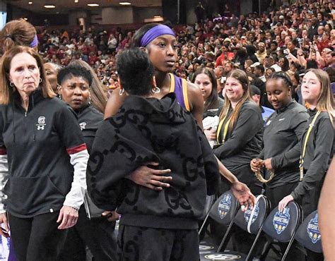 south carolina coaches gucci|LOOK: Dawn Staley makes fashion statement during Women’s .